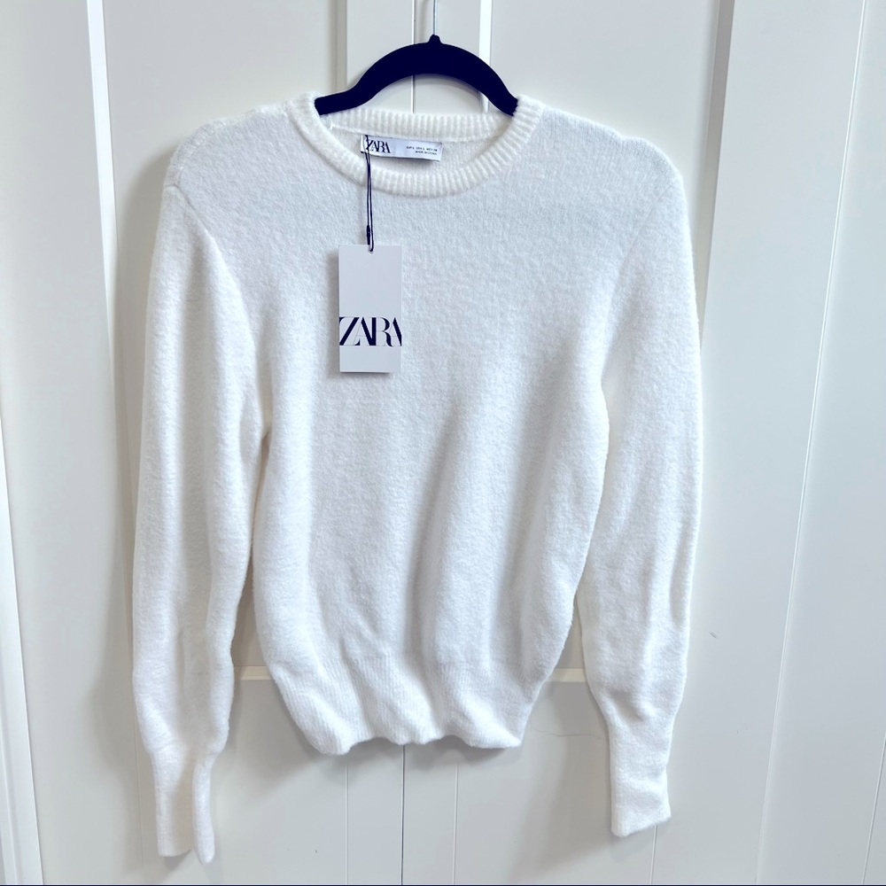 ZARA White fuzzy cozy sweater *New*